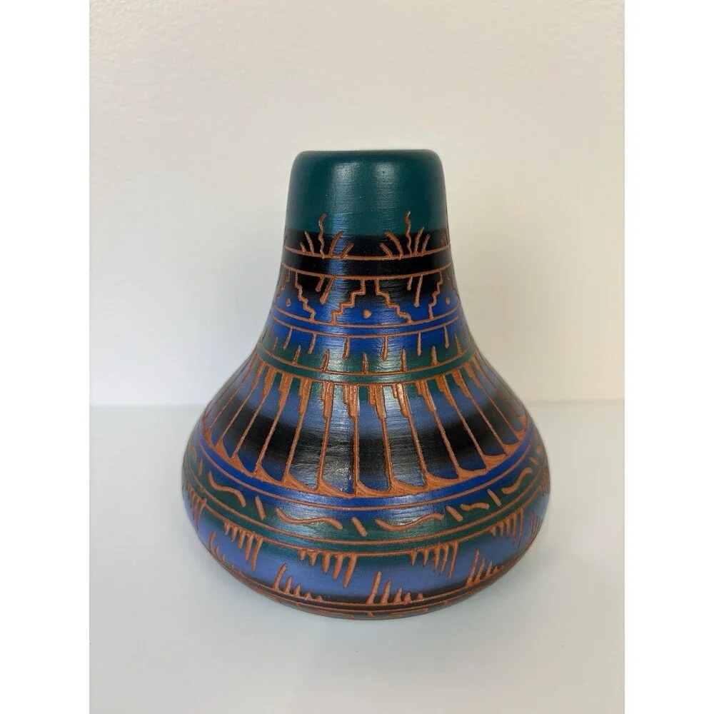 Navajo Native American Vintage Pottery Vase Signed Hand Carved Etched Southwest